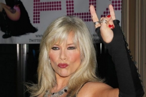 samantha-fox.jpg