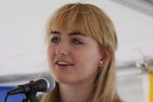 chloe-collins.jpg