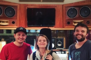 ashley-heath-and-her-heathens.jpg
