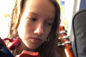 lucy-lowis.jpg