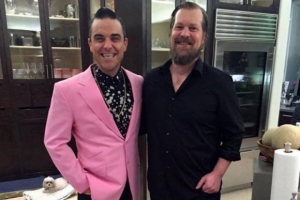 robbie-williams---john-grant.jpg