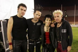 joan-jett-and-the-blackhearts.jpg