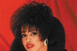 vickie-winans.jpg