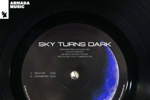 maurice-west---sky-turns-dark--extended-mix-.jpg