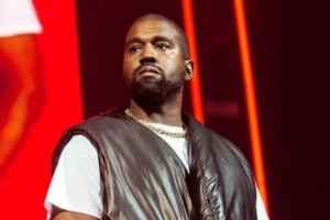 kanye-west---celebration.jpg
