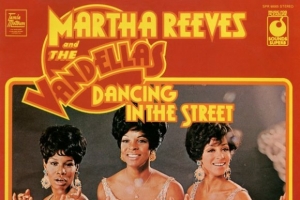 martha-reeves---the-vandellas---dancing-in-the-street.jpg