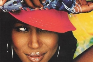 tweet---oops--oh-my---ft.-missy-elliott-.jpg