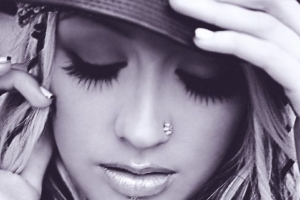 christina-aguilera---beautiful.jpg