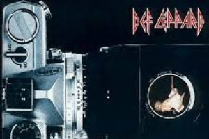 def-leppard---photograph.jpg