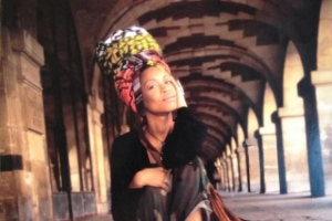 erykah-badu---apple-tree.jpg