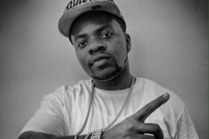 jay-lyriq---off-track-mix.jpg
