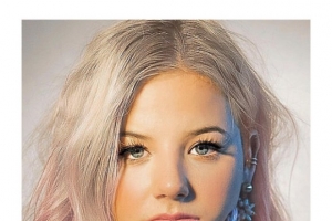 anna-blu---no-limits.jpg