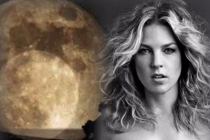 diana-krall---fly-me-to-the-moon.jpg