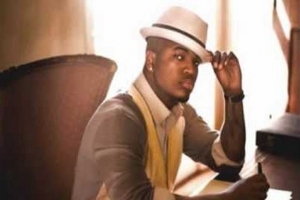 ne-yo---irreplaceable--male-version-.jpg