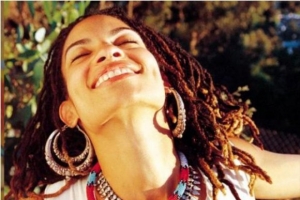 goapele---closer-to-my-dreams.jpg