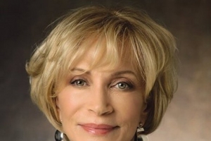 living-vertikal-radio---nancy-hite.jpg